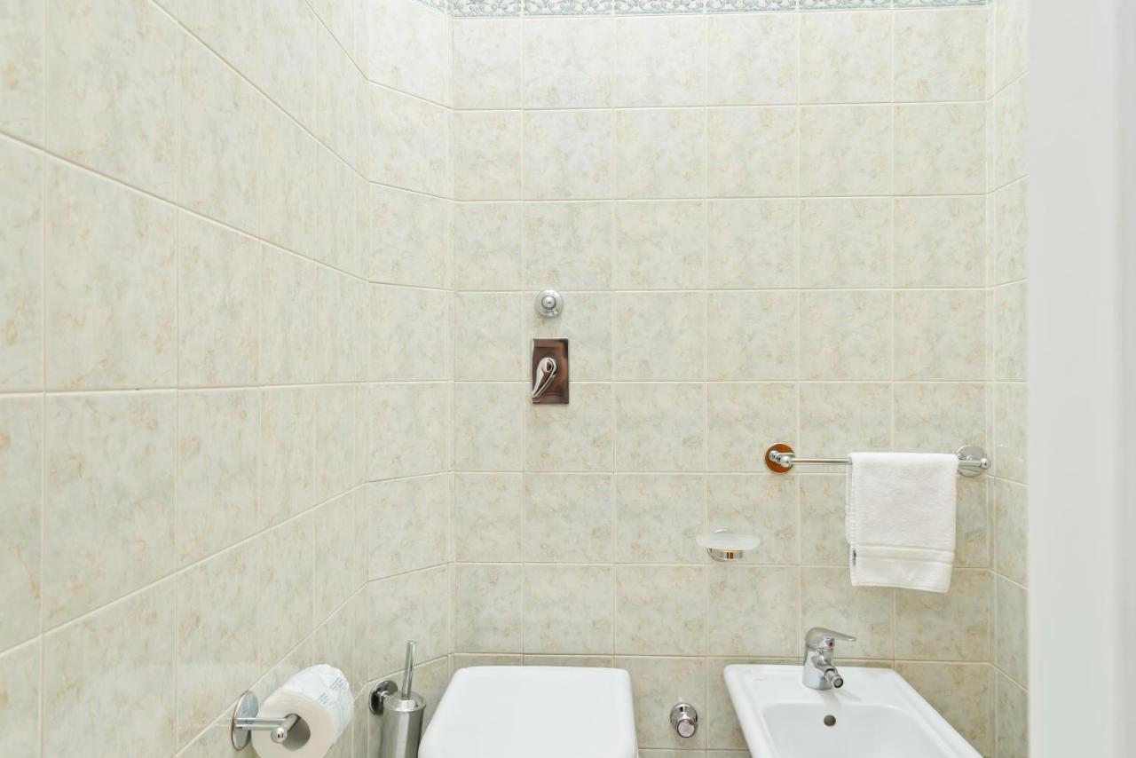 Stazione Centrale Cozy And Functional Flat มิลาน ภายนอก รูปภาพ